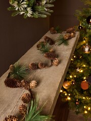 Green Pinecone 15 LED Line Lights - Image 2 of 6
