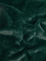 Green Faux Fur Christmas Tree Skirt - Image 4 of 5