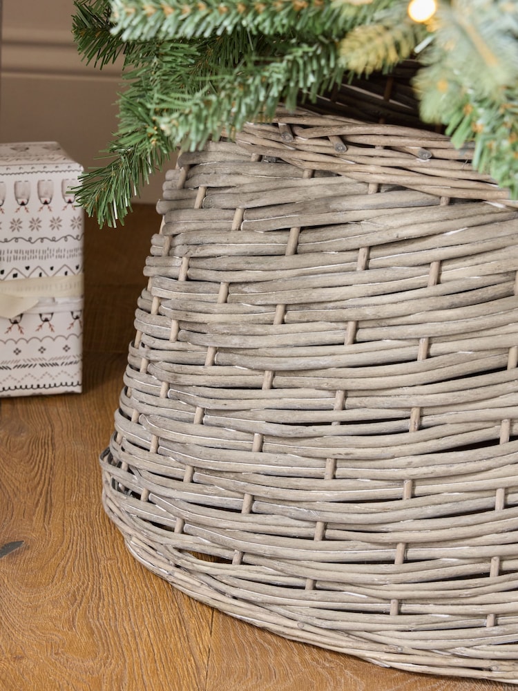 Grey Wicker Christmas Tree Skirt - Image 2 of 5