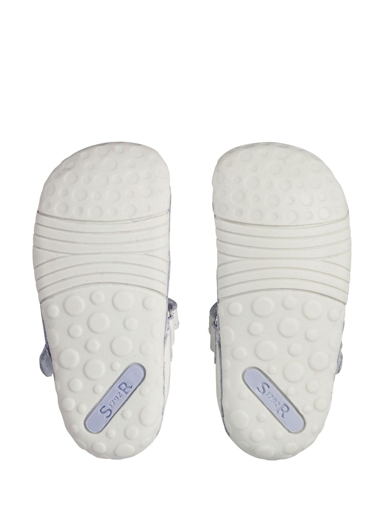 Start-Rite Wiggle White Patent Leather Baby Shoes. - Image 5 of 5
