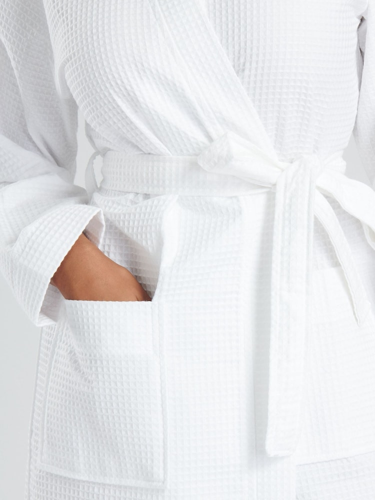 Loungeable White 100% Cotton Waffle Robe - Image 6 of 7