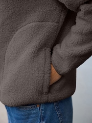 Brun - Col zippé - Veste Borg doublée en polaire - Image 6 of 11