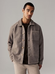 Neutrale Farbe - Shacket aus Borg-Fleece in normaler Passform - Bild 1 von 13