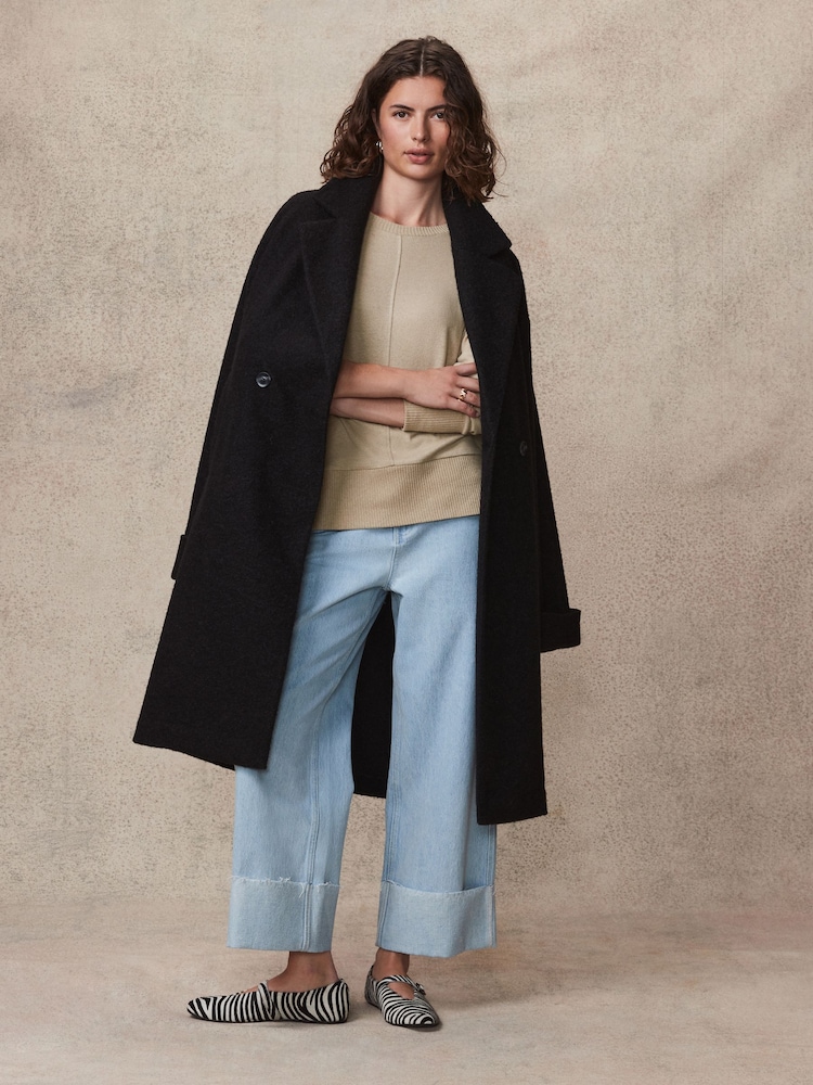 Neutrale Farbe - Weicher Pullover mit Rundhalsausschnitt und kuscheligen Nähten - Bild 2 von 7 Neutrale Farbe - Weicher Pullover mit Rundhalsausschnitt und kuscheligen Nähten - Bild 2 von 7