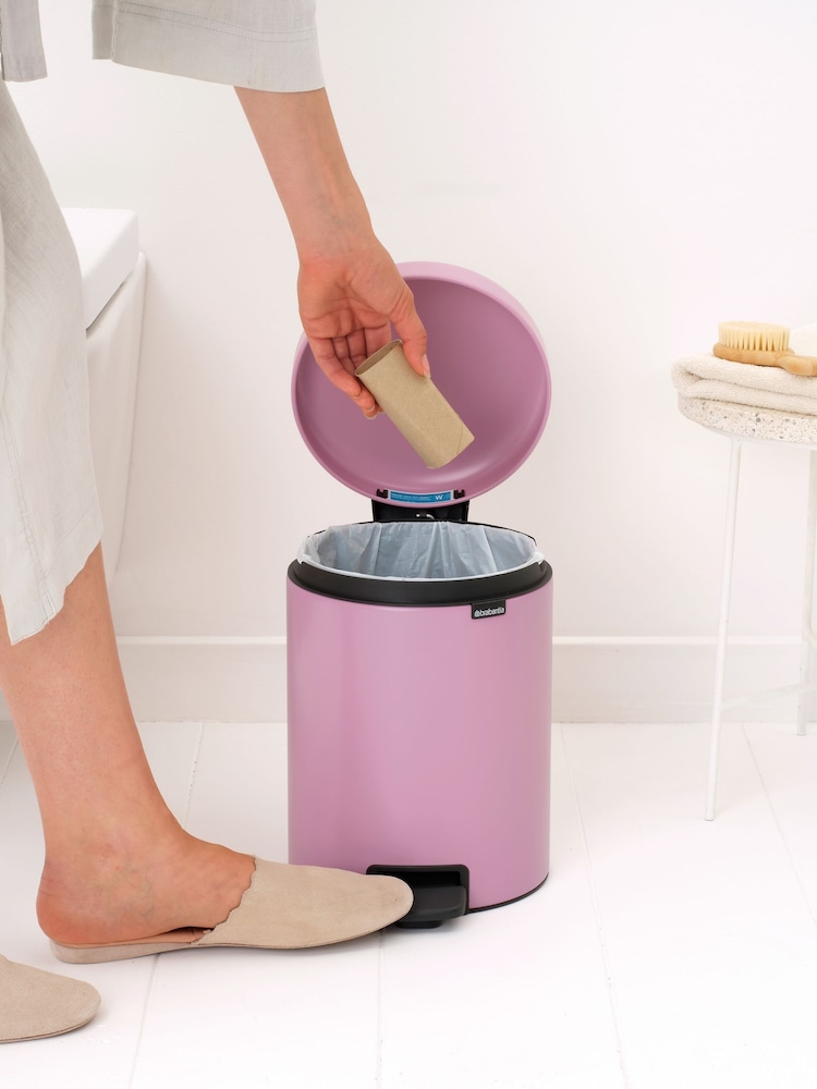 Brabantia Lilac Pink NewIcon Pedal Bin - Image 6 of 6 Brabantia Lilac Pink NewIcon Pedal Bin - Image 6 of 6