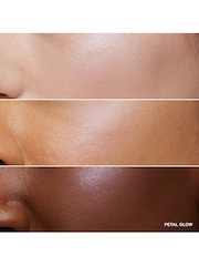 Bobbi Brown Highlighting Powder in Petal Glow - Image 3 of 5