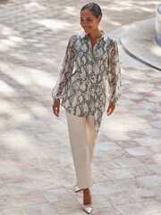 Sosandar White Snake Print Blouson Sleeve Belted Shirt - Image 6 of 6