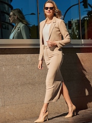 Sosandar Cream Petite Cropped Tailored Blazer - Image 6 of 6