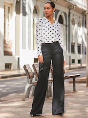Sosandar White Revere Collar Printed Shirt - Image 6 of 6