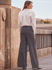 Sosandar Black Petite Wide Leg Trousers - Image 4 of 6