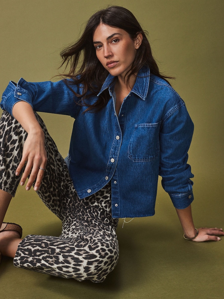 Azul oscuro - Camisa vaquera corta de algodón 100 % con bajo sin rematar - Imagen 1 de 7