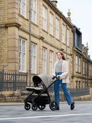 Mamas & Papas Flint Ocarro Flint 8 Piece Complete Cloud T Pushchair - Image 2 of 18