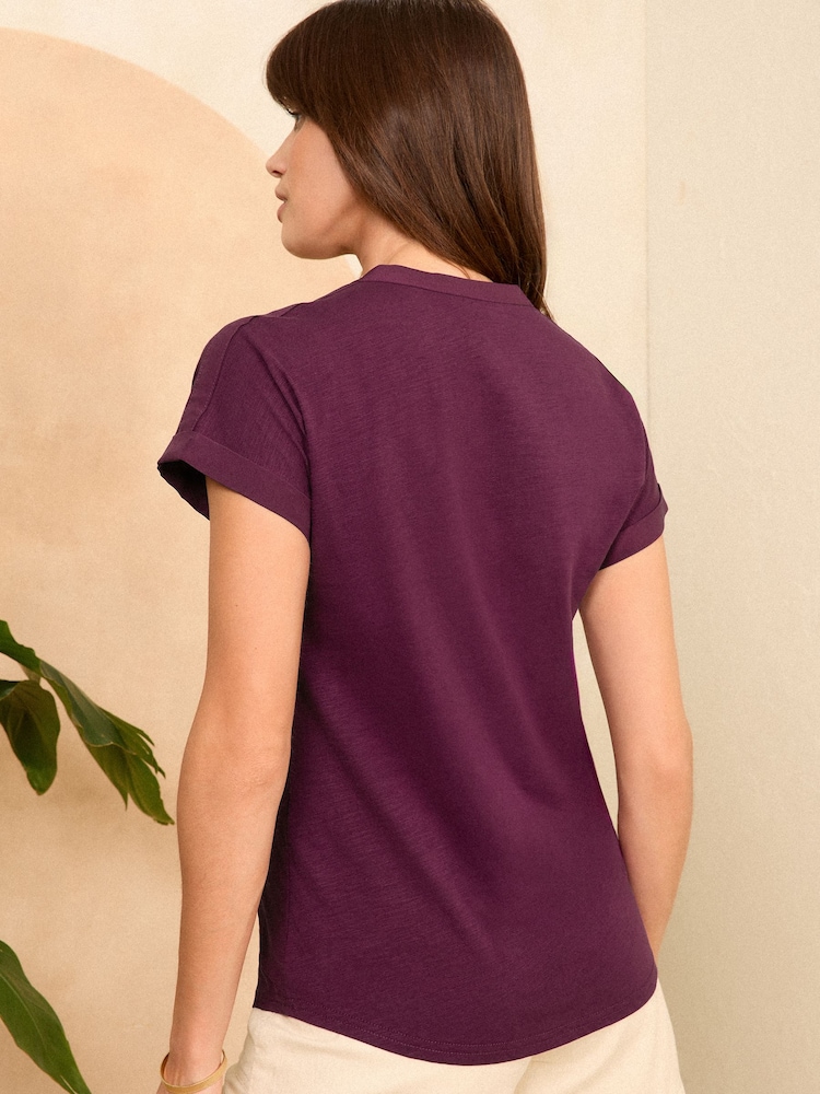 Love & Roses Burgundy Red Petite Jersey V Neck Woven Trim Short Sleeve T-Shirt - Image 4 of 4