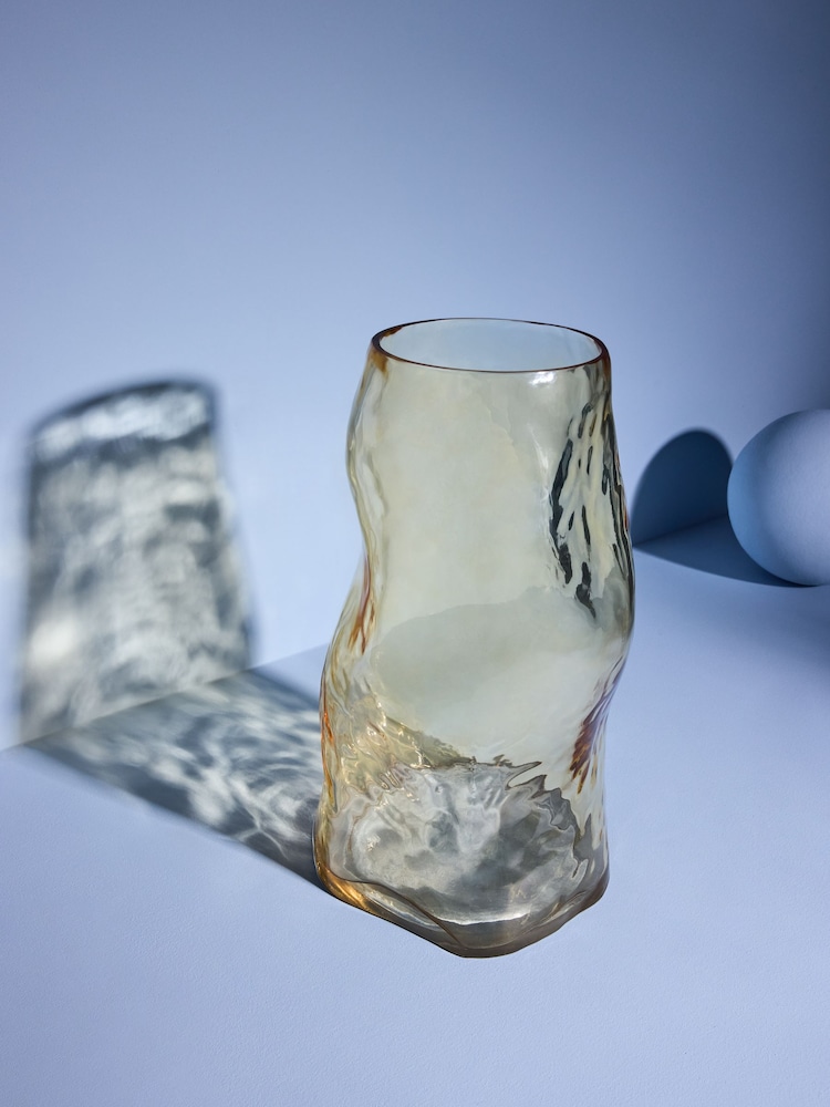 MADE.COM Rhea Vase - صورة 2 من 3