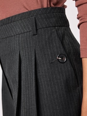 Grå Pinstripe - Skräddarsydd Barrel Byxor - Bild 5 av 7