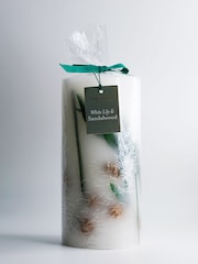Laura Ashley Green Woodland Fir White Lily And Sandalwood Pillar Candle - Image 3 of 4