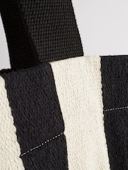 Negro y blanco - Large Canvas Shoulder Bag - Imagen 9 de 11