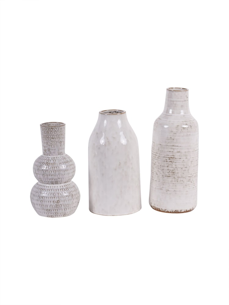 Laura Ashley White Lowick Antique Stoneware Vase - Image 5 of 5
