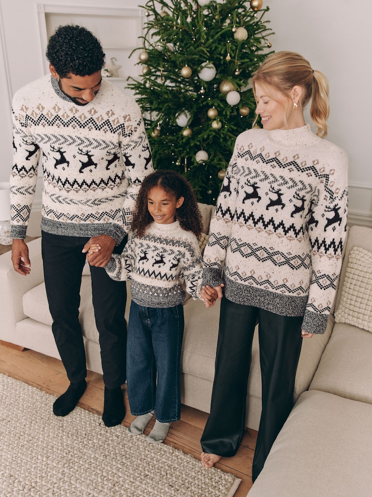 Schwarz/Weiß - Weihnachtlicher Pullover mit Hirschmotiv und Norwegermuster für die ganze Familie (3-16 J.) für Mädchen - Bild 2 von 8 Schwarz/Weiß - Weihnachtlicher Pullover mit Hirschmotiv und Norwegermuster für die ganze Familie (3-16 J.) für Mädchen - Bild 2 von 8