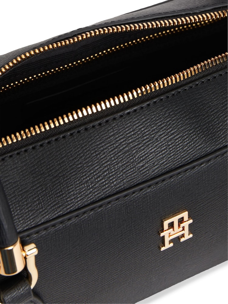 Tommy Hilfiger Black Monogram Textured Shoulder Bag - Image 4 of 4 Tommy Hilfiger Black Monogram Textured Shoulder Bag - Image 4 of 4