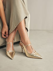 Dourado - Forever Comfort® Leather T-Bar Point Toe Heels - Imagem 1 de 8