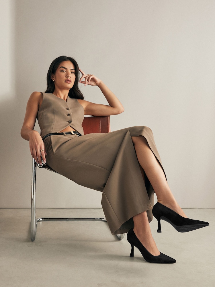 črna - Forever Comfort® Leather Chisel Toe Heel Court Shoes - Slika 2 iz 7 črna - Forever Comfort® Leather Chisel Toe Heel Court Shoes - Slika 2 iz 7