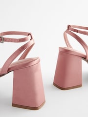 Pink Nude Forever Comfort® Platform Flare Bow Sandals - Image 7 of 10