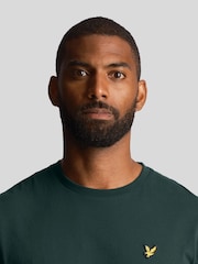 Lyle & Scott Green Plain 100% Cotton T-Shirt - Image 4 of 5