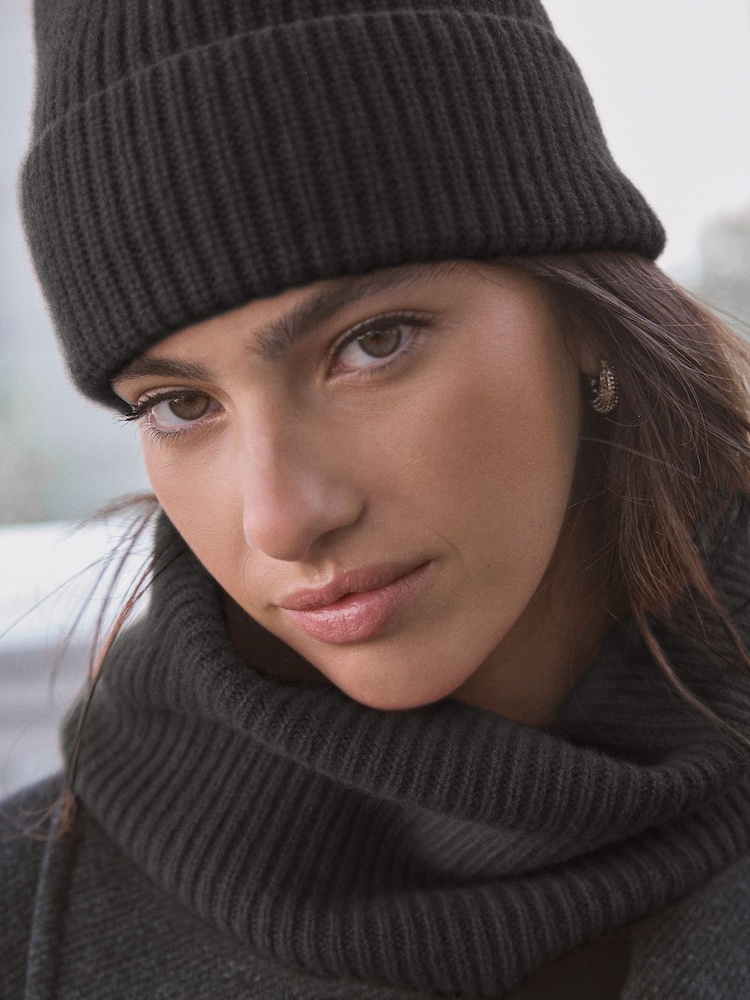 Black Wool Cashmere Beanie Hat - Image 4 of 7