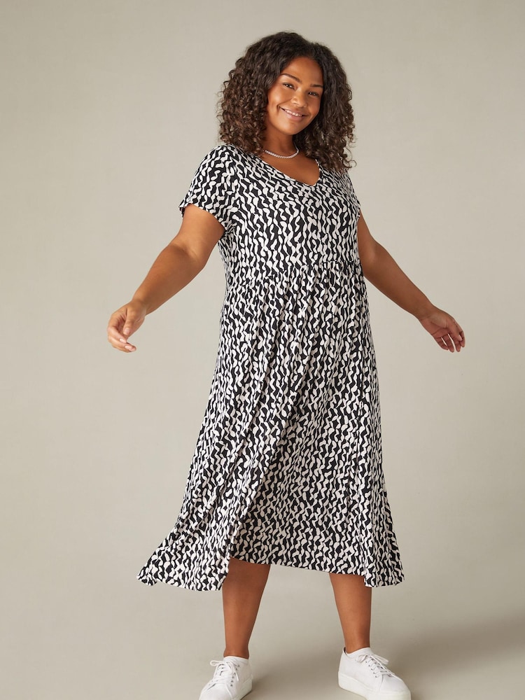 Live Unlimited Black Curve Curl Print Jersey Short Sleeve Midi Dress - Image 2 of 6