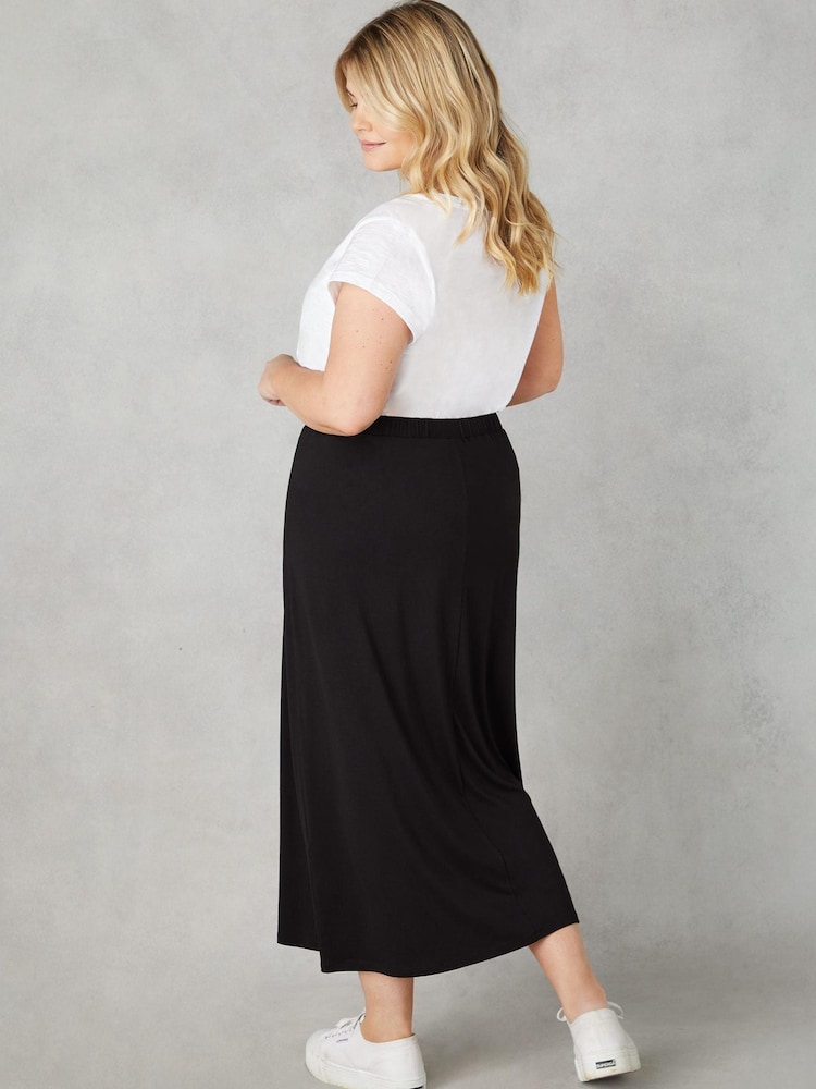 Live Unlimited Black Curve Jersey Midi Skirt - Image 2 of 6 Live Unlimited Black Curve Jersey Midi Skirt - Image 2 of 6