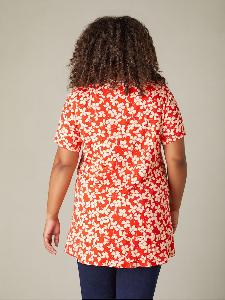Live Unlimited Red Curve Ditsy Print Jersey Pleat Front Top - Image 2 of 7