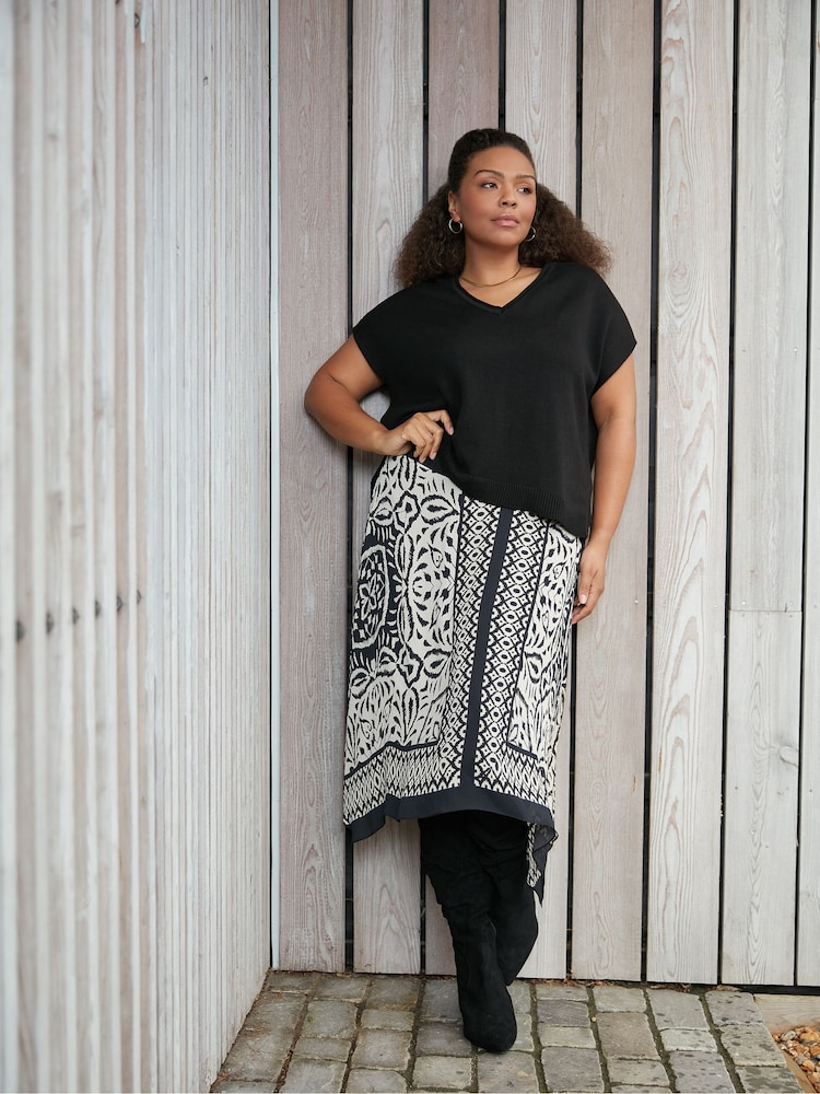 Live Unlimited Curve Rock mit Mono-Placement-Print und Zipfelsaum - Bild 1 von 8