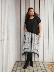 Live Unlimited Curve Rock mit Mono-Placement-Print und Zipfelsaum - Bild 2 von 8