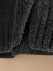 Black Wool Cashmere Knitted Tank - Image 9 of 9