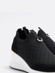 River Island Black Elastic Wedge Runner Trainers - Image 4 of 5