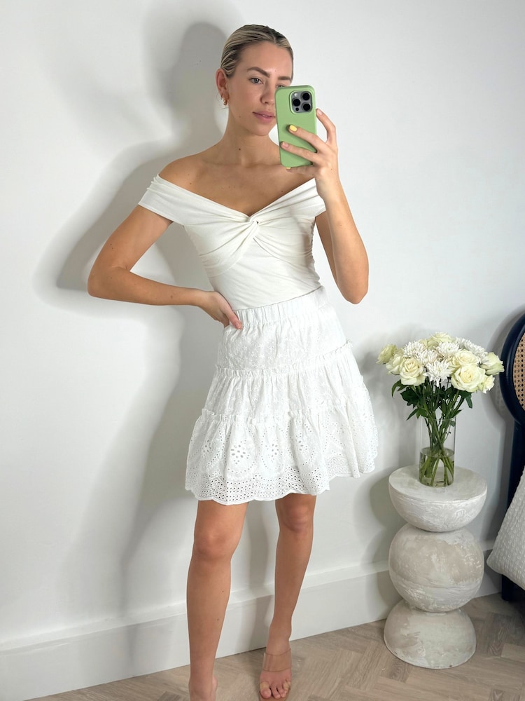 Style Cheat White Cindy Broderie Mini Skirt - Image 4 of 4