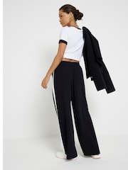 Черный - Широкие спортивные брюки с полосками по бокам River Island Petite - Изображение 2 из 8