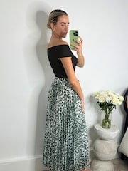 Style Cheat Leopard Print Demi Belted Pleated Midi Skirt - Image 2 of 4