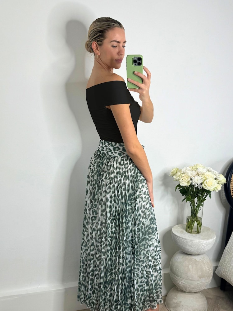 Style Cheat Leopard Print Demi Belted Pleated Midi Skirt - Image 2 of 4
