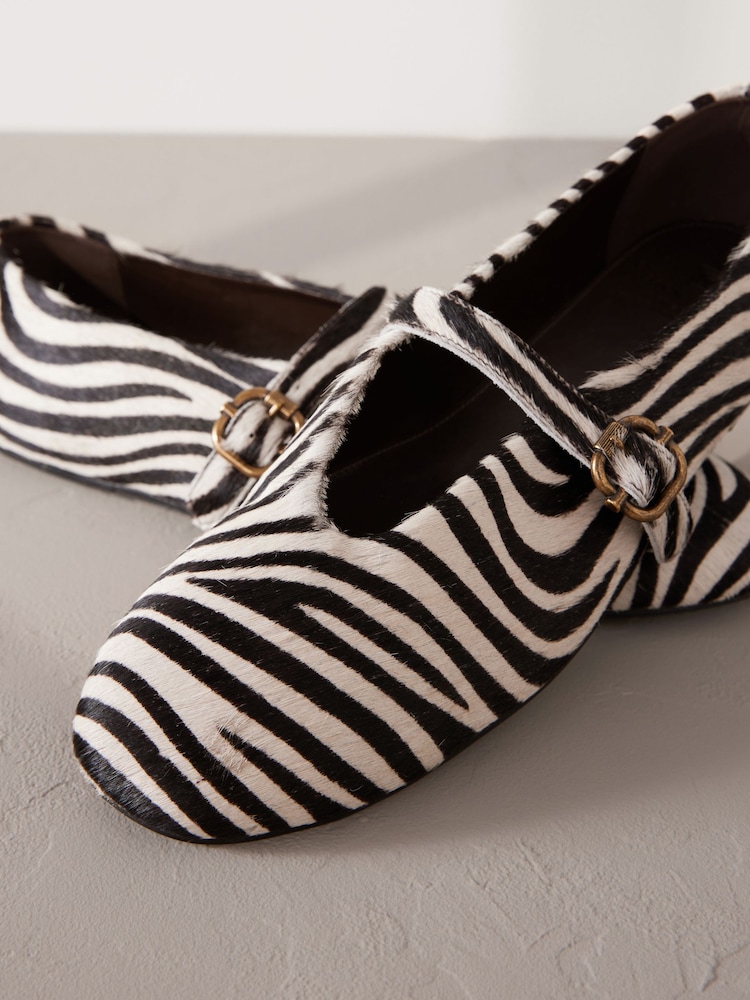 Zebra Standard/Wide Fit Signature Leather Mary Jane Shoes - Image 7 of 9
