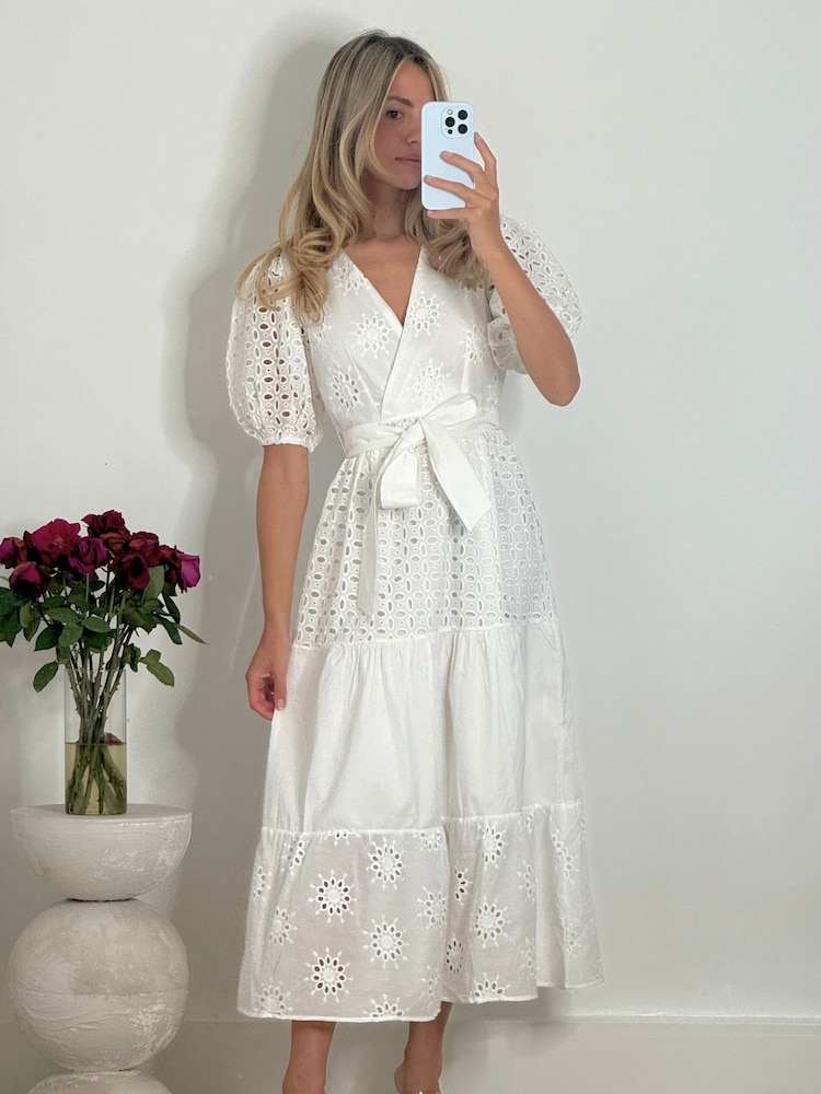 Style Cheat White Claudia Broderie Puff Sleeve Midi Dress - Image 2 of 4