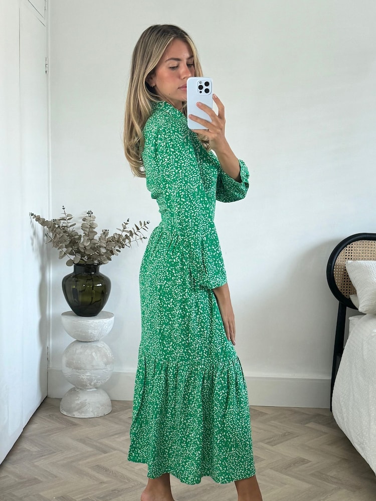 Style Cheat Green Elena Shirt Tiered Midi Dress - Image 2 of 4 Style Cheat Green Elena Shirt Tiered Midi Dress - Image 2 of 4