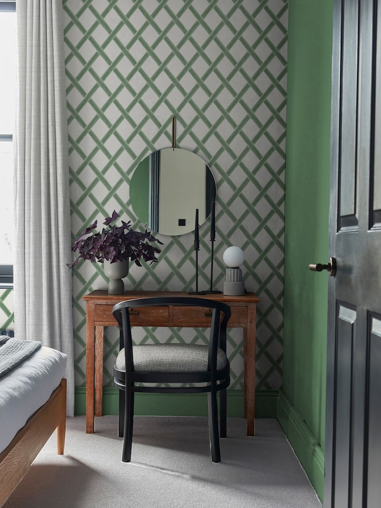 Graham & Brown Green Greenskeeper Geo 10M Wallpaper - Image 1 of 3