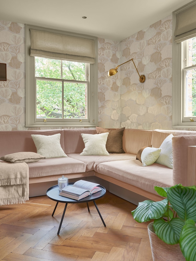 Graham & Brown Warm Twyla 10M Wallpaper - Image 1 of 3