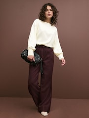 بيج فاتح - Long Sleeve Gathered Sides Blouse - صورة 2 من 10
