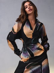 Черный в цветочек - Long Sleeve V-Neck Midi Dress - Image 4 of 7