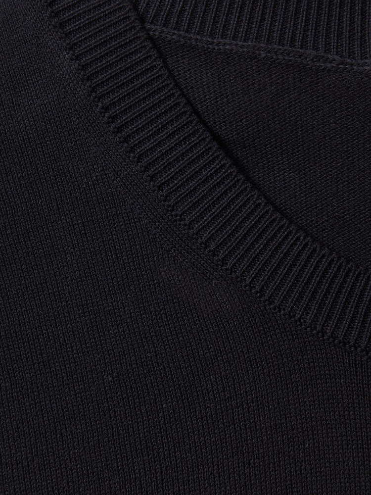 Oscar Jacobson Knitted Cotton Crew Neck T-Shirt - Image 6 of 6