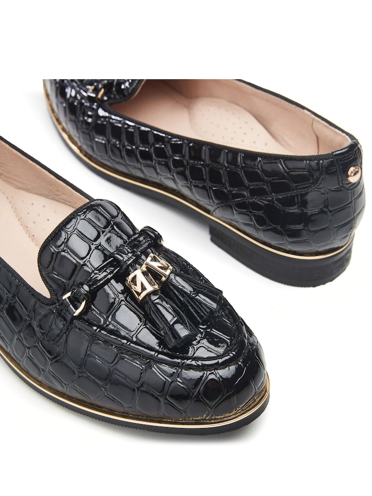 Moda in Pelle Evvaa Flat Slip on Tassle Leather Barrel Loafers - Image 4 of 4
