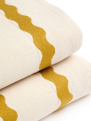 Christy Ochre Takeaway Retro Style Lightweight Beach Towel - Image 2 of 3